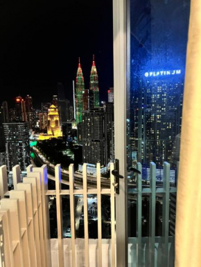 Colony suites klcc by Hibernate